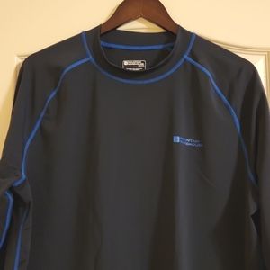 Mountain wearhouse men's xxl rash guard